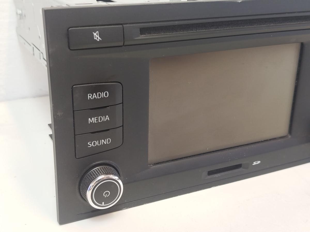 Seat Leon 5F Radio Autoradio Modell Entry Plus OEM ohne Code