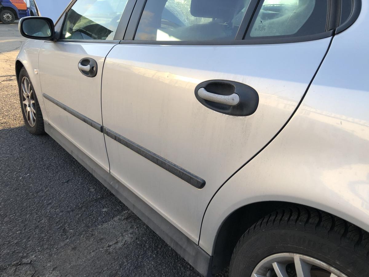 Saab 9-3 Typ YS3F T&uuml;r hinten links Limo Rohbau silber Autot&uuml;r Fondt&uuml;r