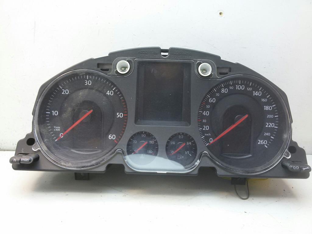 VW Passat 3C 3C0920871E Tacho Kombiinstrument 2,0TDI 103kw CBAB BJ2008