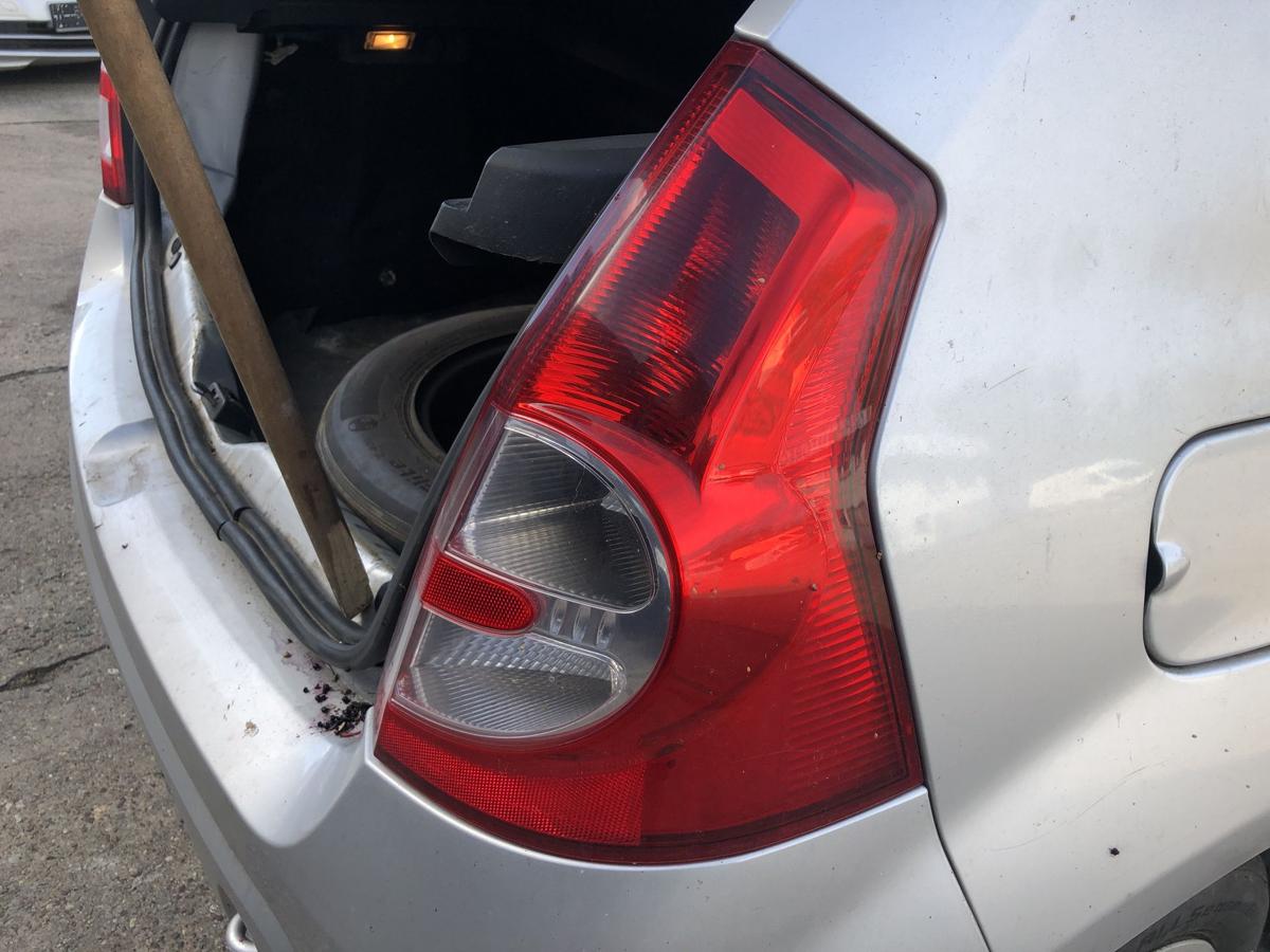Dacia Sandero BS0 R&uuml;ckleuchte rechts R&uuml;cklicht Heckleuchte Schlussleuchte