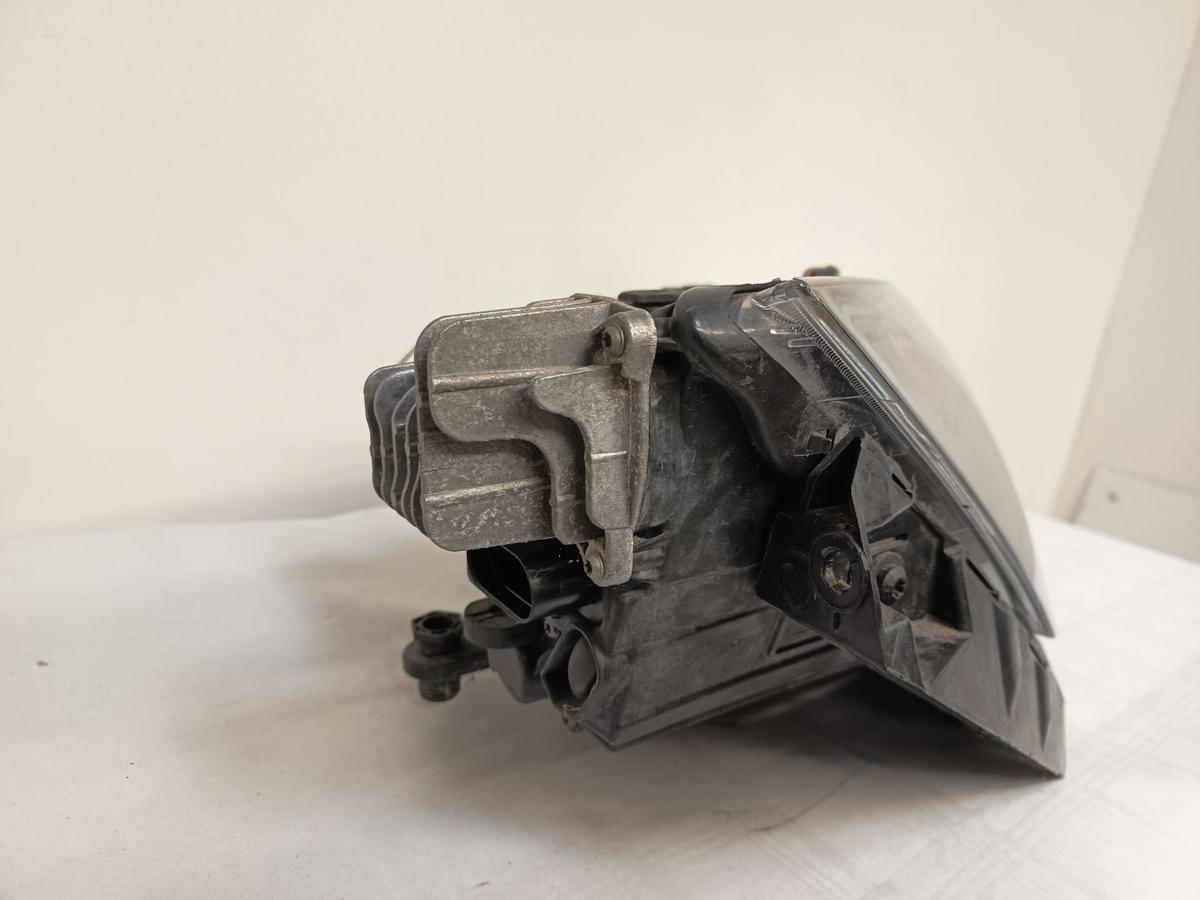 Seat Leon ST 5F orig Scheinwerfer vorn Headlight front right LED BJ 2015