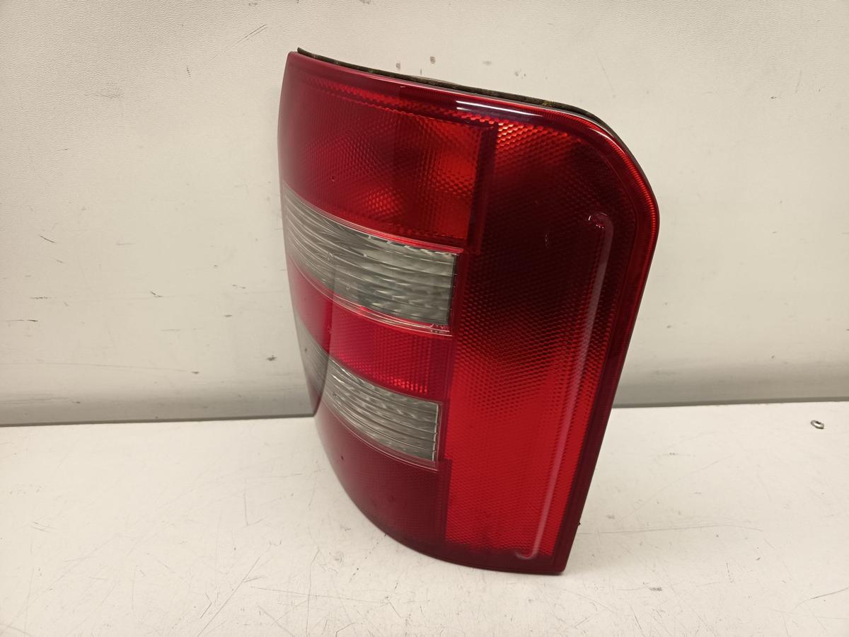 Audi A2 original R&uuml;ckleuchte Heckleuchte rechts Baujahr 2001