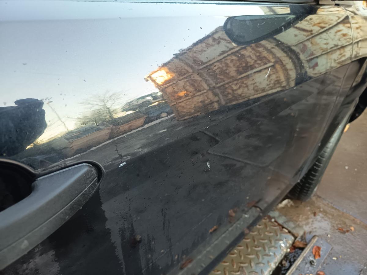 Ford Focus II original T&uuml;r vorn rechts Beifahrer Pantherschwarz Bj 2008