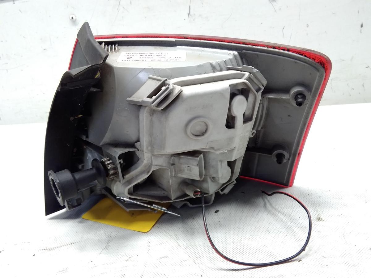 Audi A4 8E B7 Avant orig. Rückleuchte Heckleuchte links außen BJ2005 8E9945095C