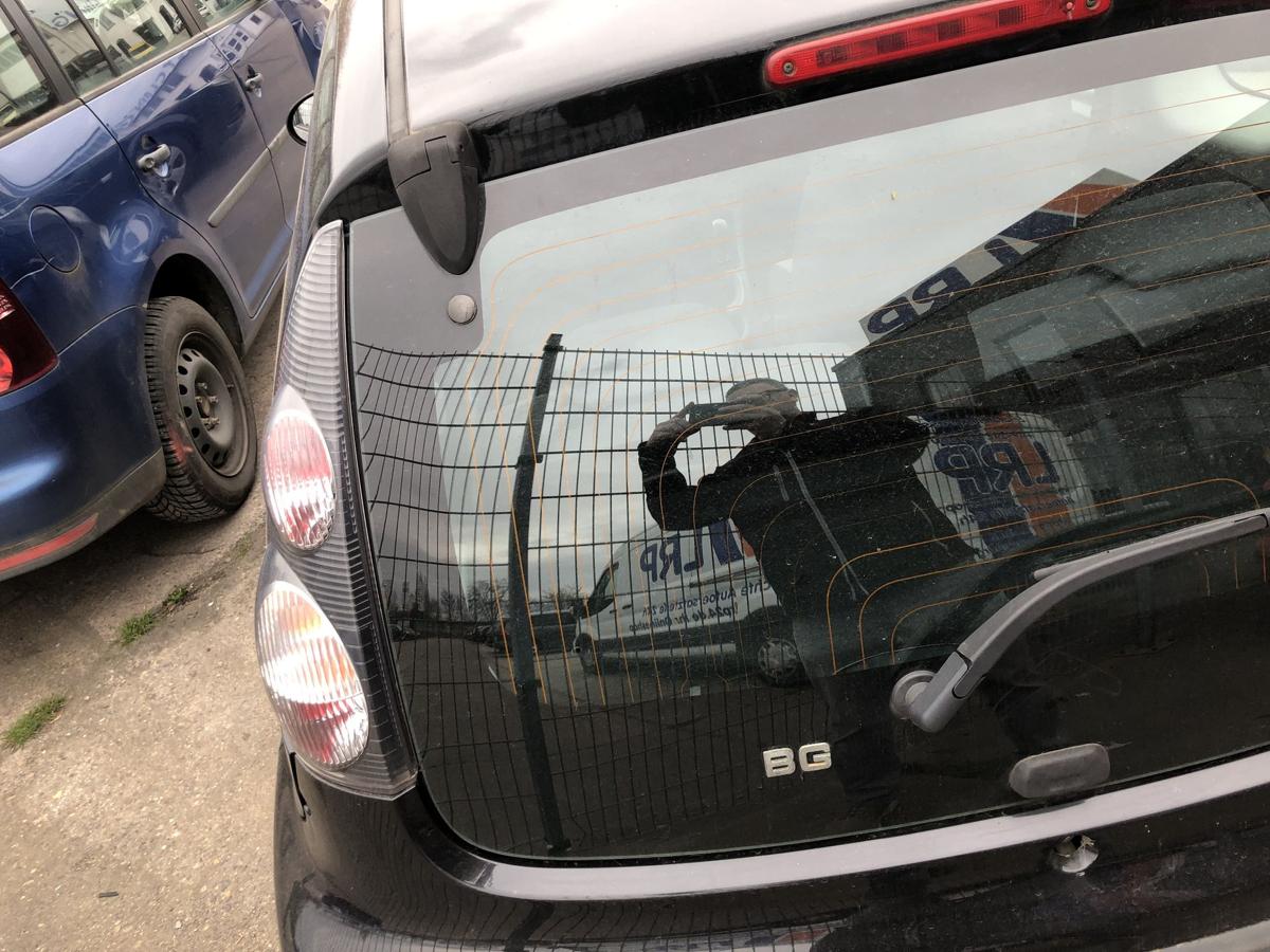 Citroen C1 Typ P Heckscheibe Scheibe hinten Heckklappe Oberteil heizbar