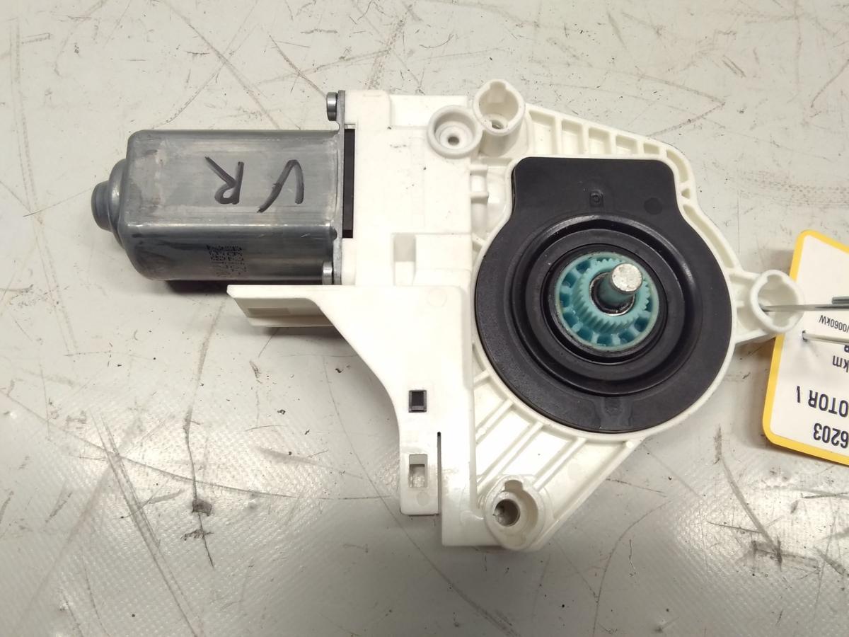 Audi A1 8X original Fensterhebermotor vorn rechts 8K0959802C Bj.2017
