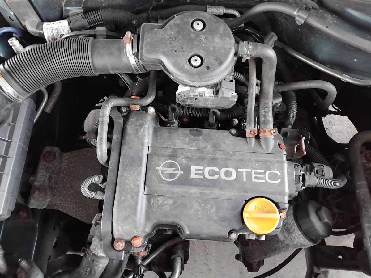 Opel Corsa C Motor Engine Z10XE 1.0 43kw 114505km BJ2001