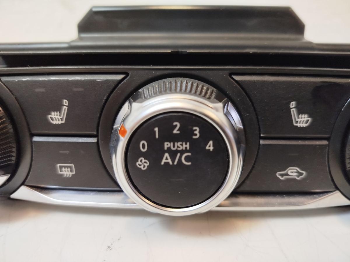 Nissan Micra K14 Klimabedienteil Heizungsregulierund mit Sitzheizung