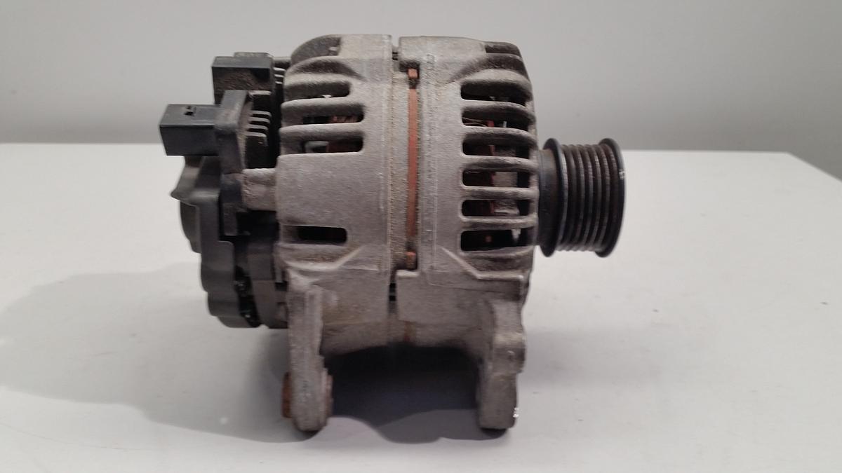 VW Polo 6N2 Lichtmaschine Generator 999ccm 37KW Bosch Bj 2000