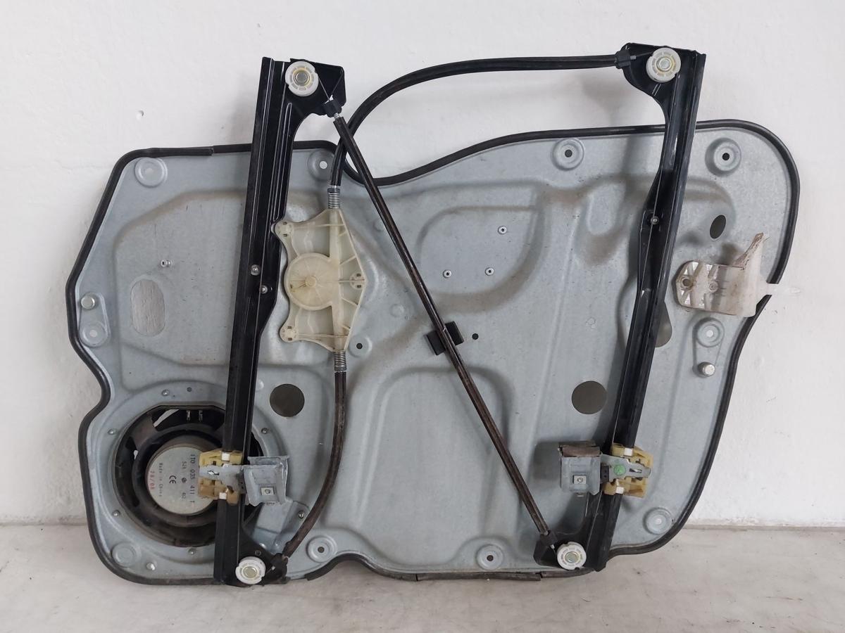 VW Caddy 2C ab 10 Fensterheber vorn links elektrisch Grundplatte ohne Motor