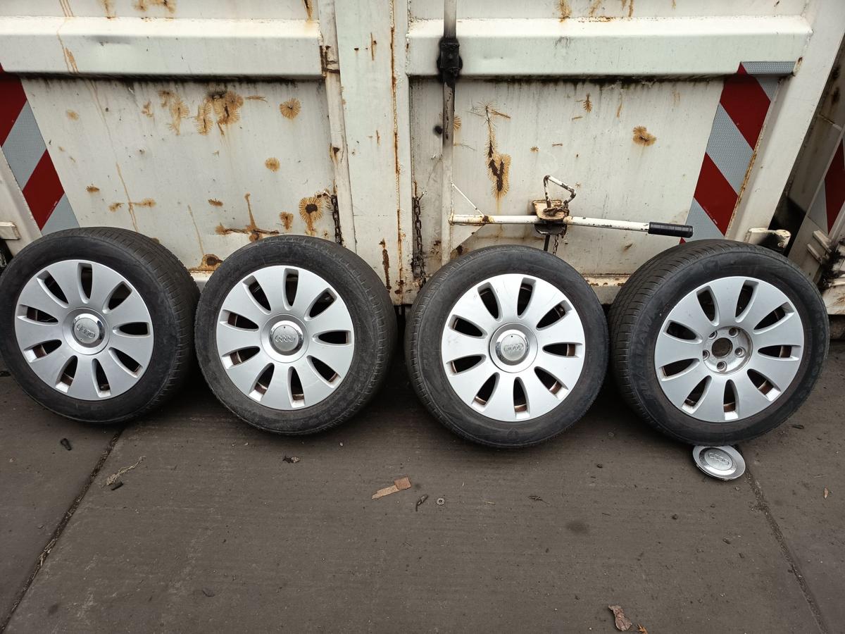 Audi A4 B7 B6 original Satz Alufelgen 8E0601025AE 7x16 ET42 5x112 OHNE Reifen