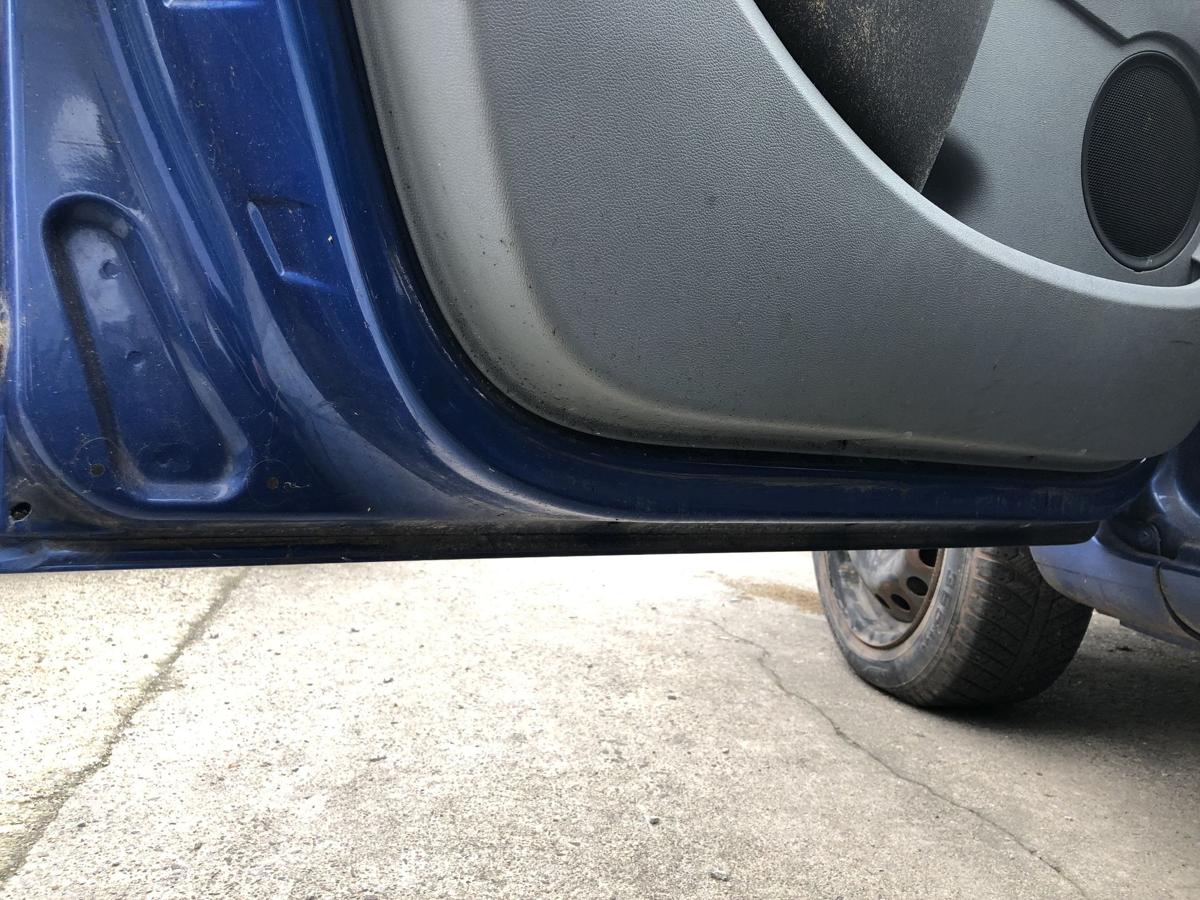 Renault Clio 3 Typ BR T&uuml;r vorn links Fahrert&uuml;r im Rohbau TERNA Blue 5-t&uuml;rig