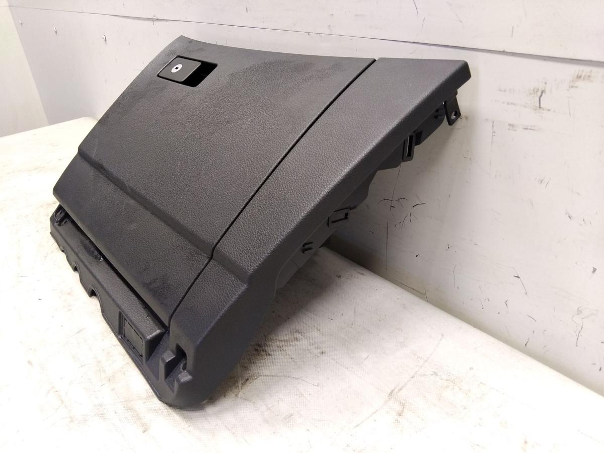 Seat Alhambra 7N original Handschuhfach Handschuhkasten titanschwarz Bj.2015