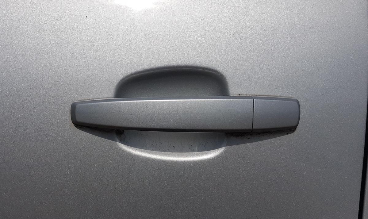Opel Zafira B T&uuml;r hinten links in 2AU Starsilber III Bj2006