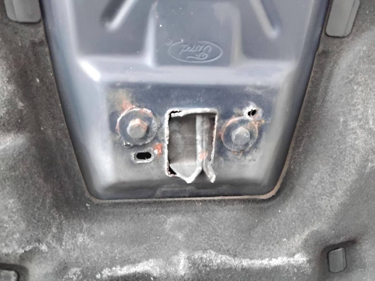 Ford Focus 2 DA3 original Motorhaube Deckel vorn Blazerblau Facelift BJ2010