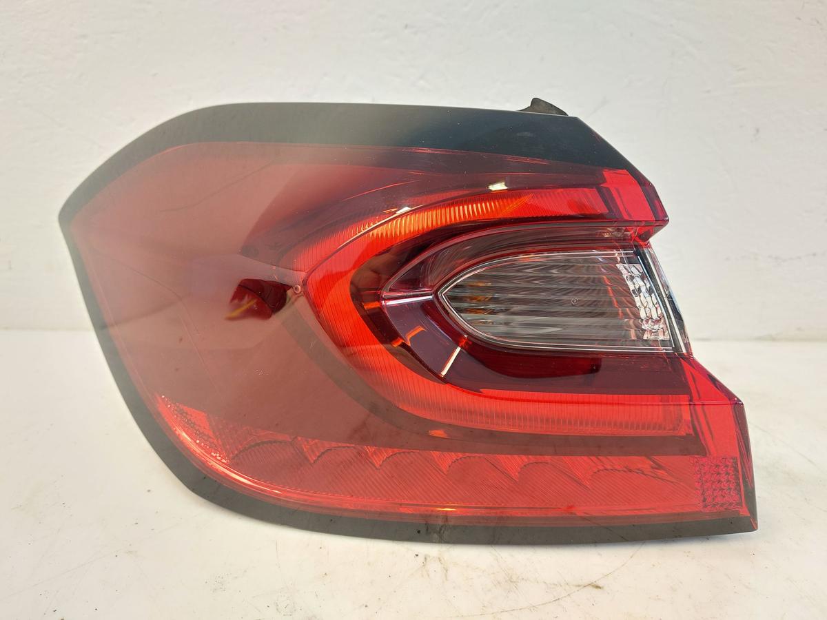 Ford Fiesta HF MK8 Rückleuchte Schlussleuchte Rücklicht hinten aussen links 5trg