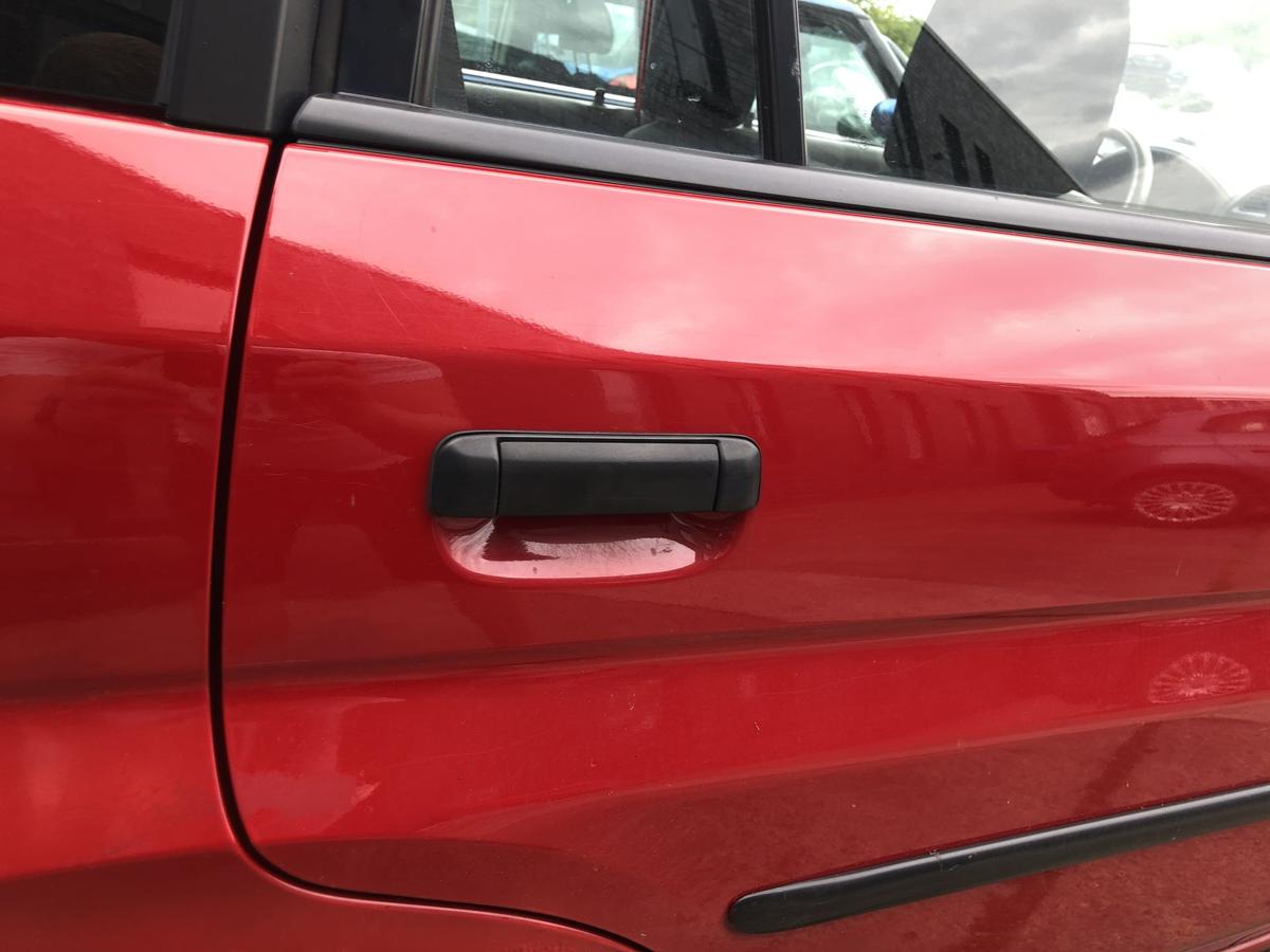 Mazda Demio DW T&uuml;r hinten rechts Fondt&uuml;r im Rohbau rot Autot&uuml;r