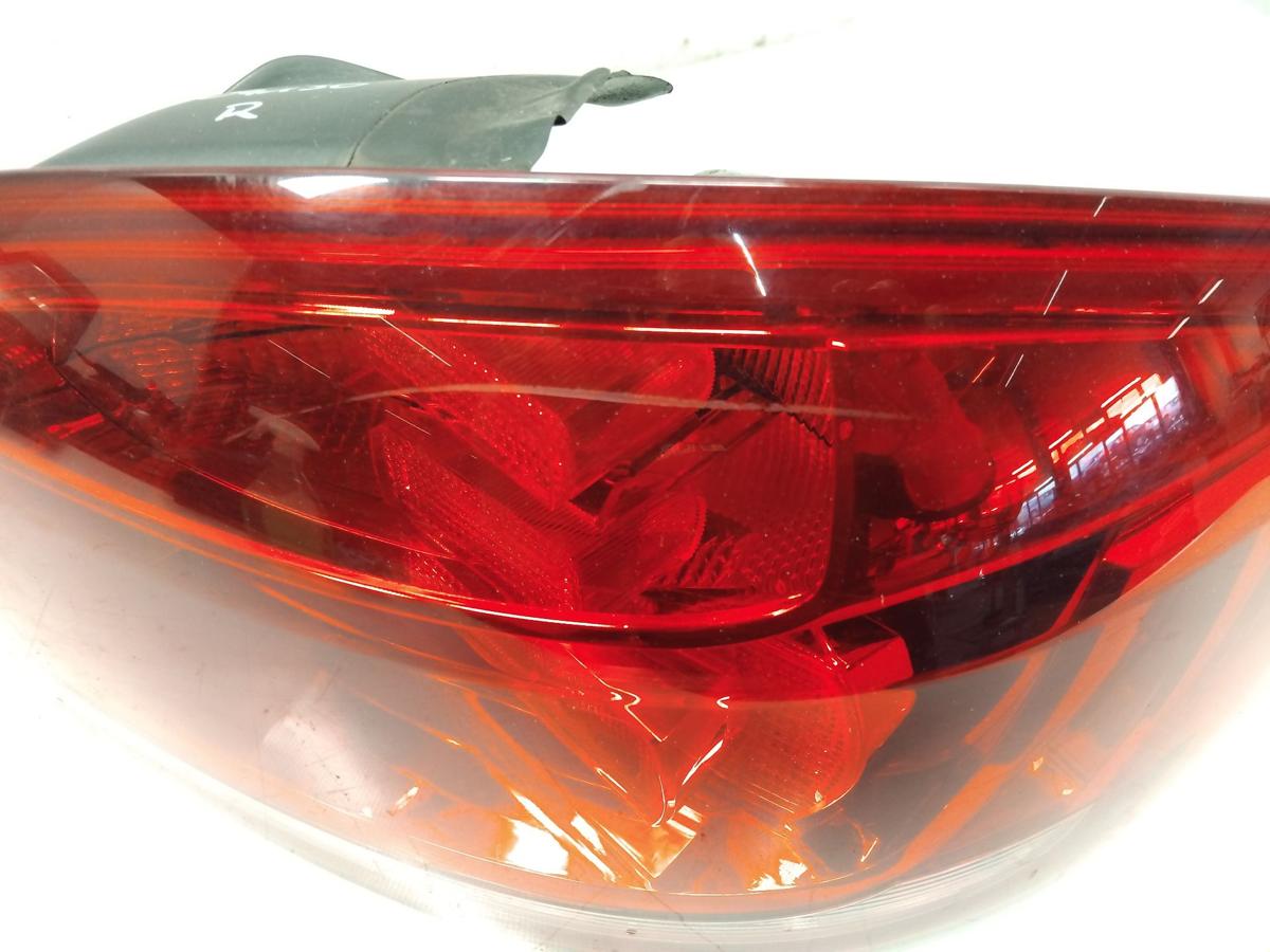 Audi A3 8P Facelift original R&uuml;ckleuchte Heckleuchte rechts 3-t&uuml;rig BJ2010