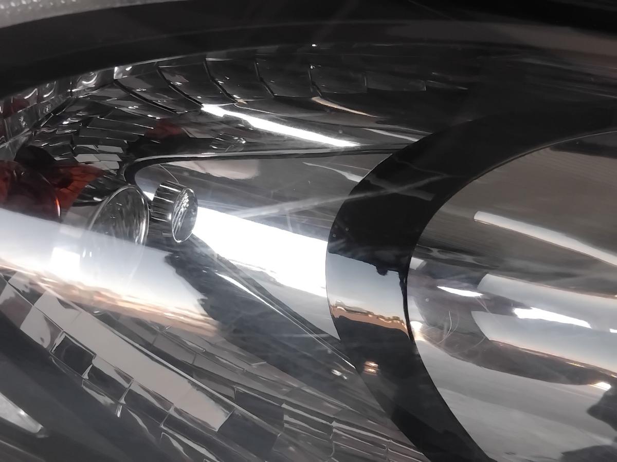 Hyundai i30 GD original Scheinwerfer vorn rechts Halogen mit LWR BJ2013