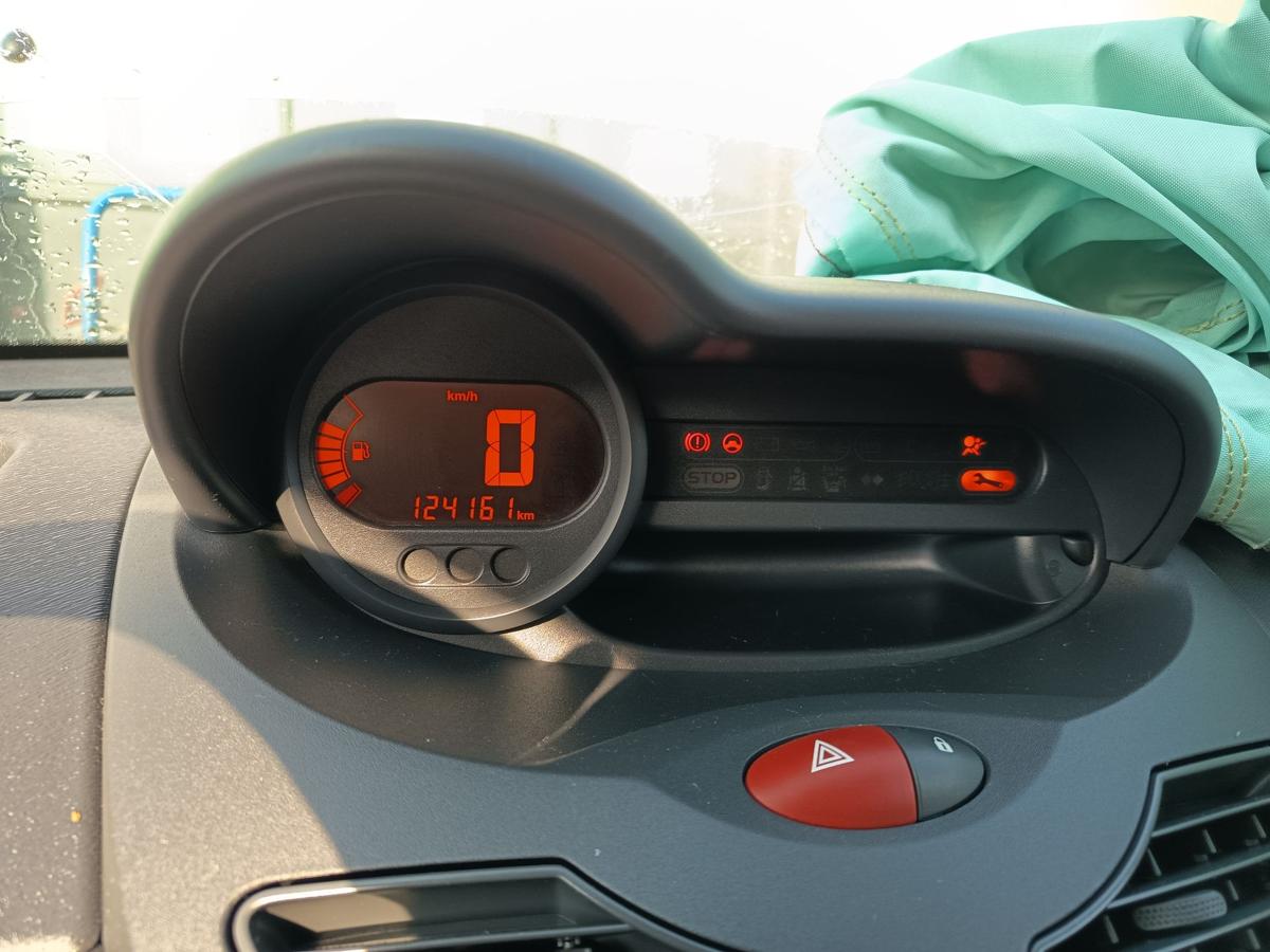 Renault Twingo II orignal Kombiinstrument Tacho 1.1l 43kW Benzin 8200725330