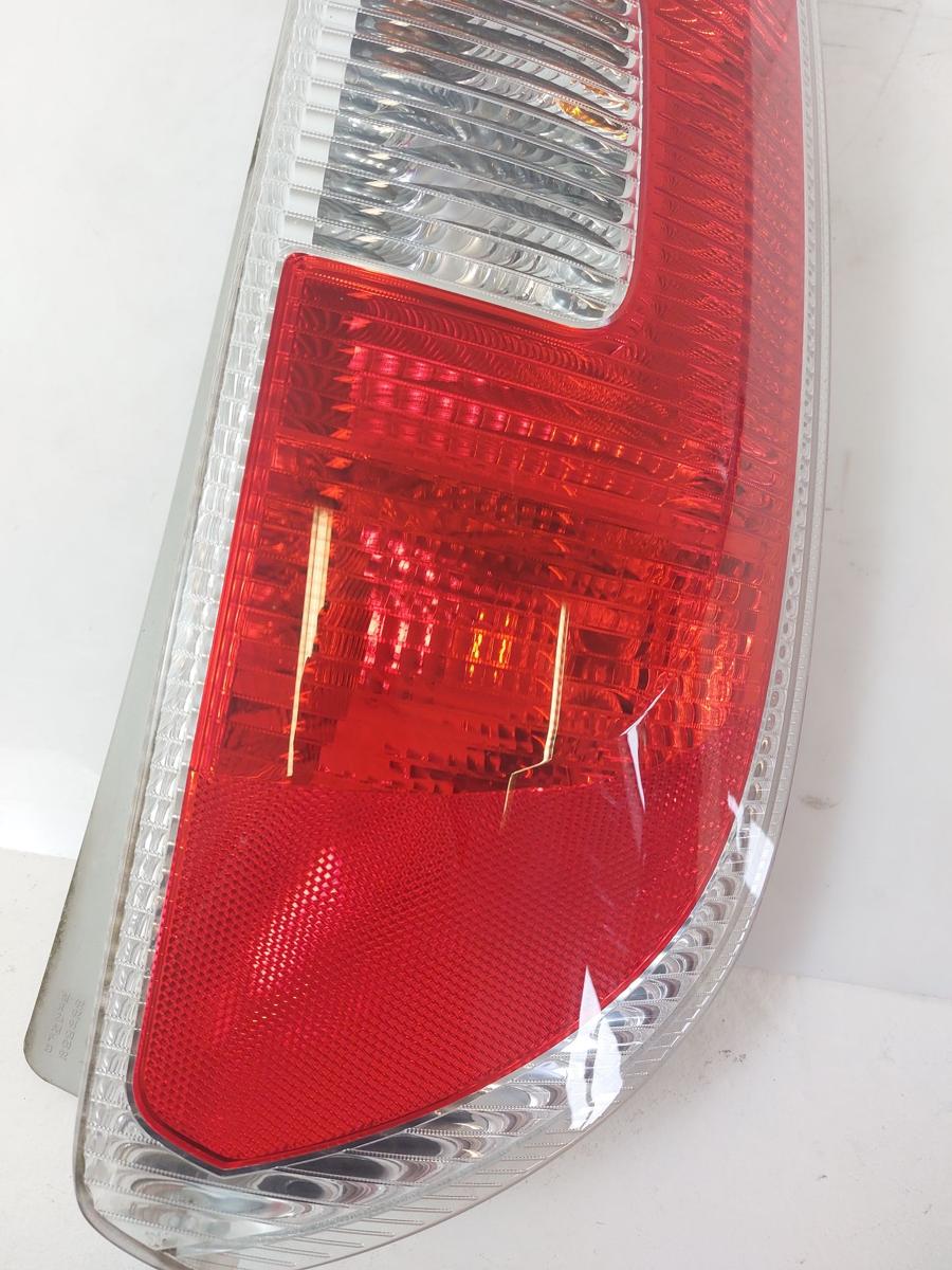 Skoda Roomster Scout 5J Rückleuchte rechts Rücklicht Heckleuchte Schlussleuchte