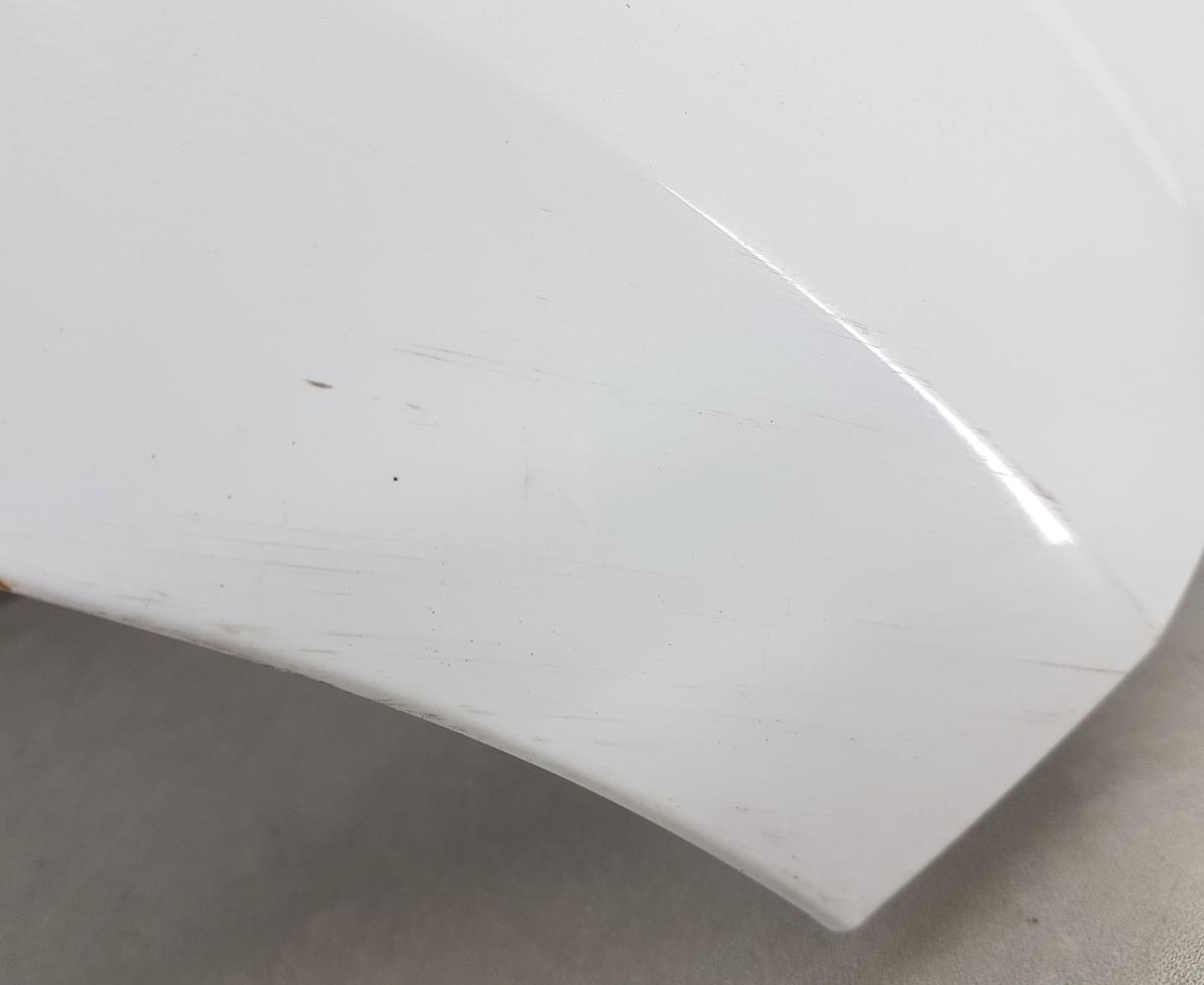 Renault Twingo II Kotflügel rechts 8200588325 in OV369 ICE WHITE BC Bj2010