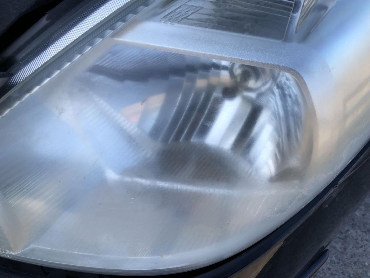 Nissan Tiida C11 Scheinwerfer links Frontscheinwerfer Halogen Lampe