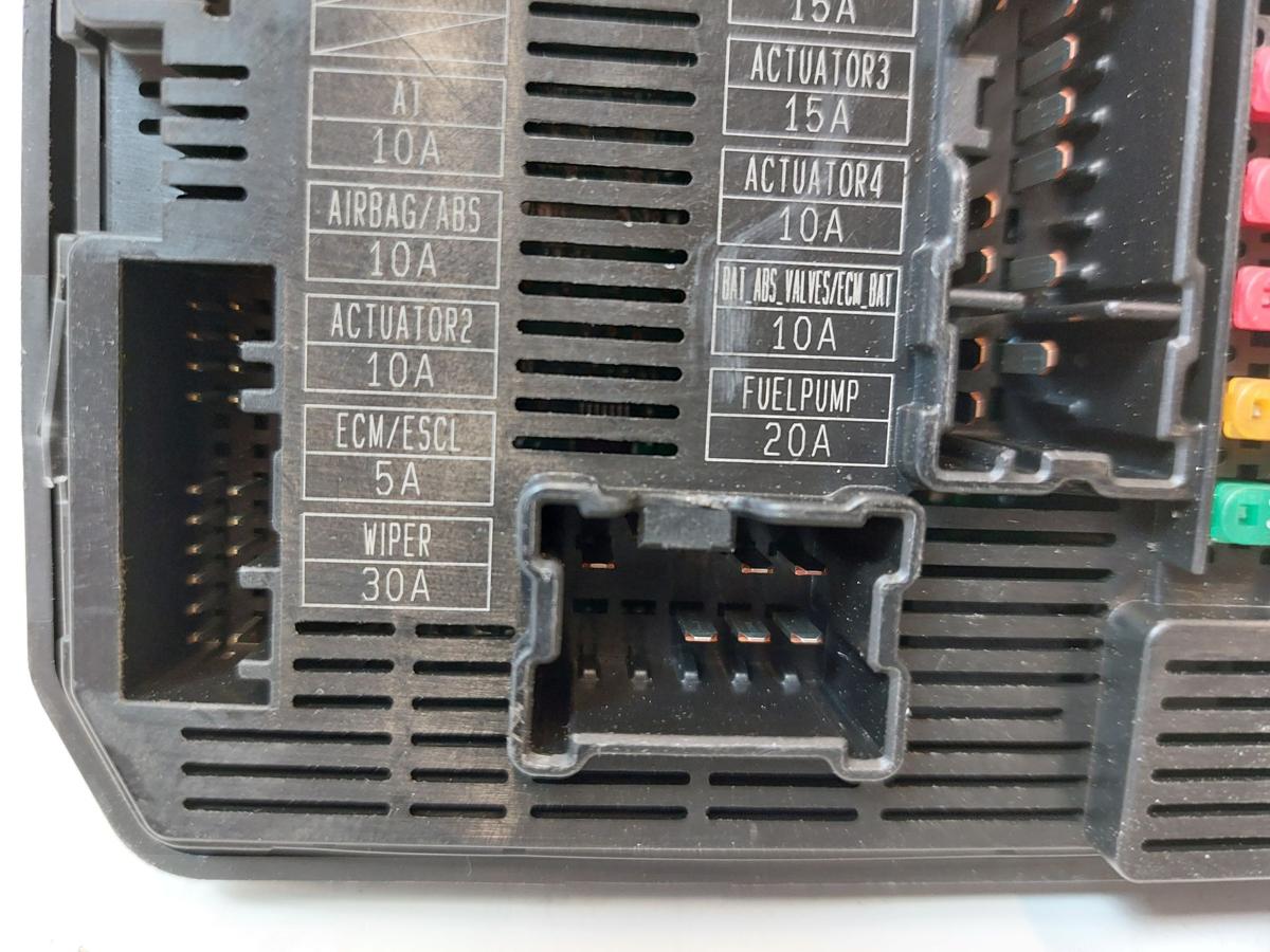 Nissan Micra K14 Sicherungskasten Sicherungstr&auml;ger OEM