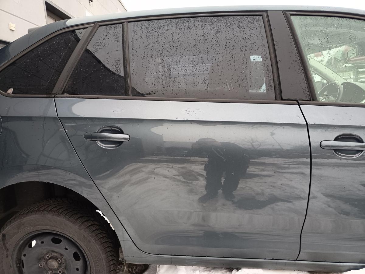 Skoda Rapid Spaceback orig T&uuml;r hinten rechts LF7Y grau Baujahr 2016