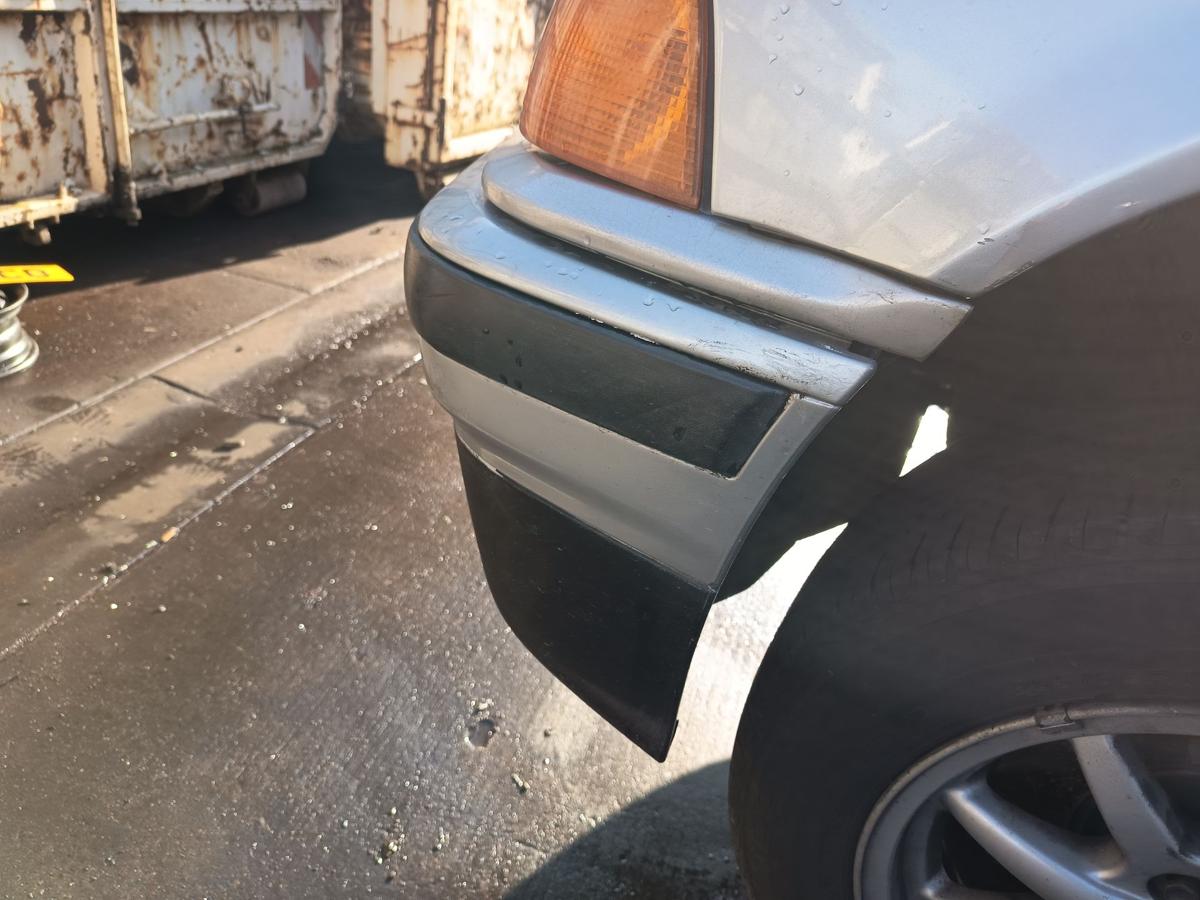 BMW 3er E36 Compact Bj 1997 original Stoßfänger vorn 309 Arktissilber Metallic