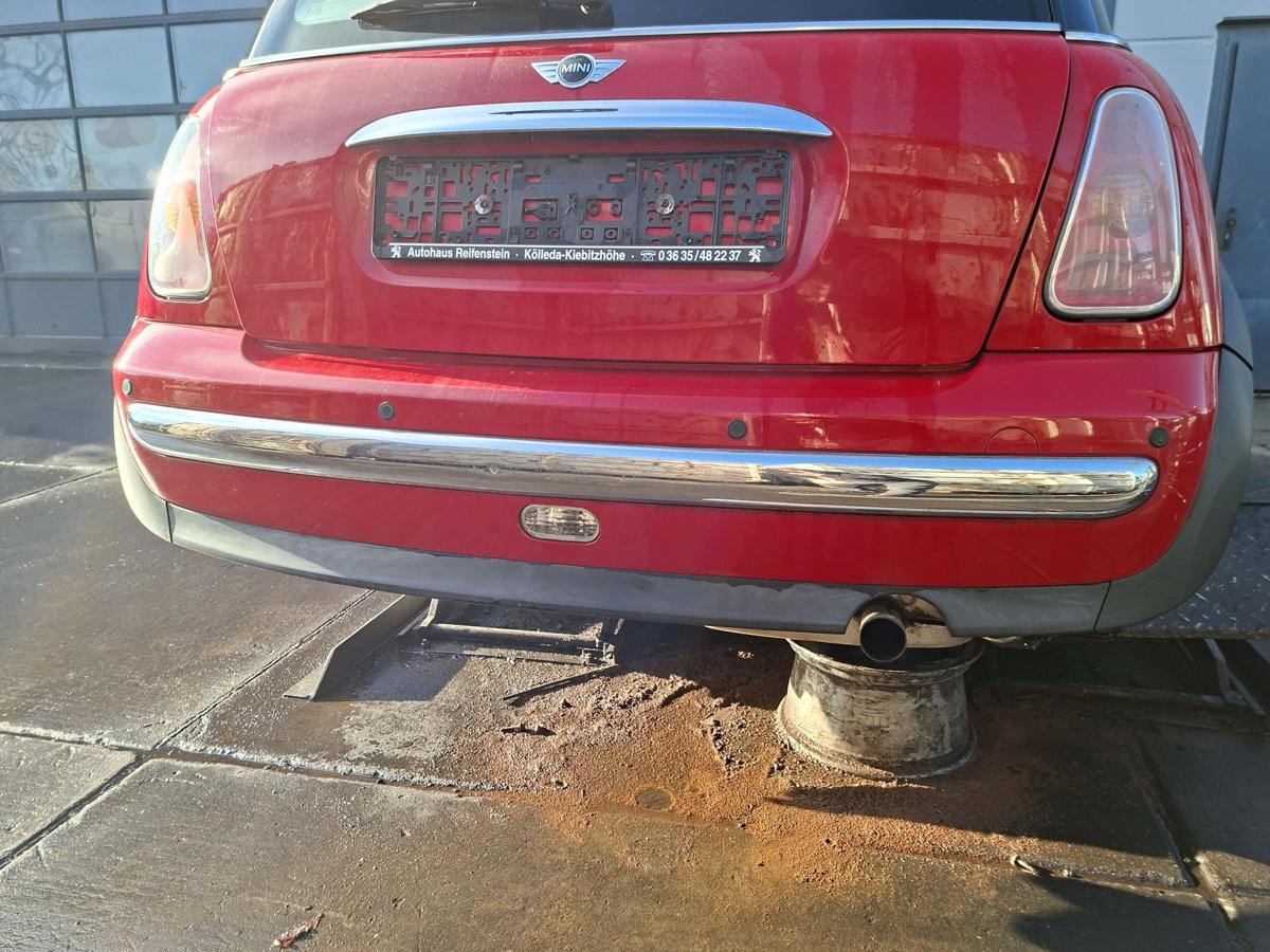 Mini One Stoßfänger Stange hinten 851 Chilli Red Bj 2002 PDC Sensoren nicht OE