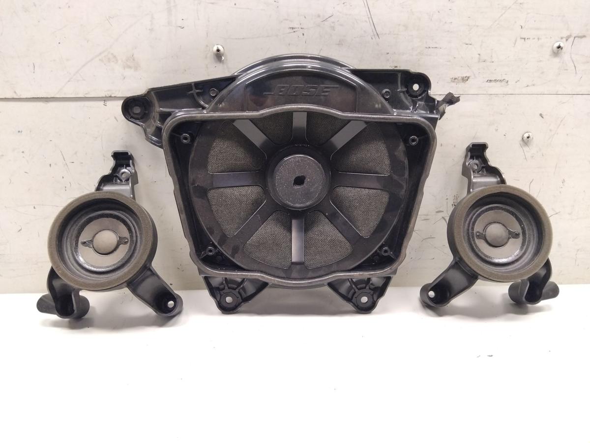 Audi A8 D4 4H original Subwoofer inkl. 2 Surroundlautsprecher hinten Bose BJ2015