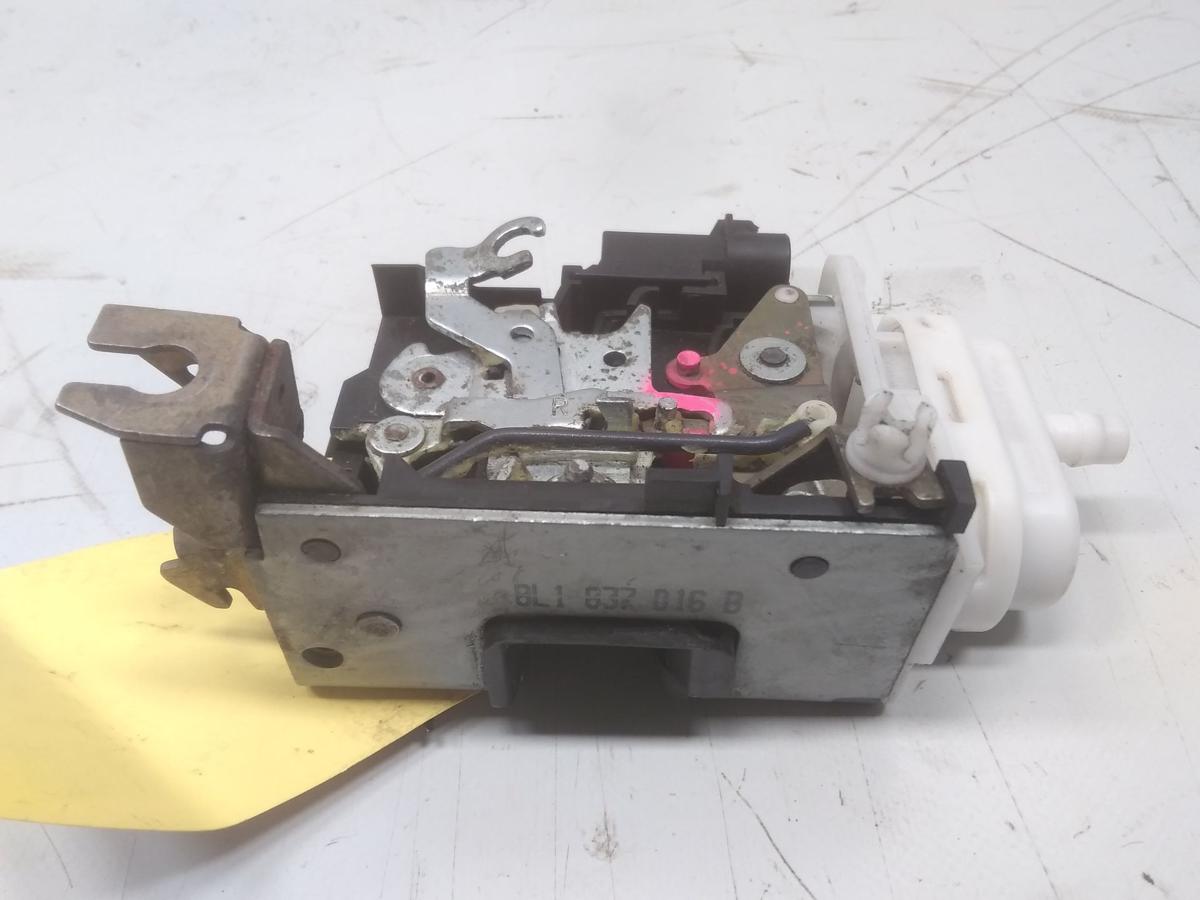 Audi A3 8L original Türschloss vorn rechts mit Zentralverriegelung 8L1837016B