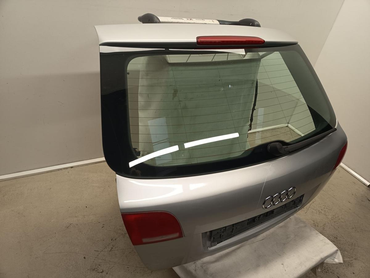Audi A3 8PA original Heckklappe mit Scheibe Y7W Lichtsilber Bj 2007