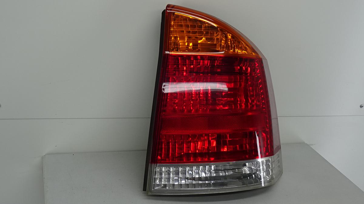 Opel Vectra C Bj2002 Rückleuchte Rücklicht rechts 13130644