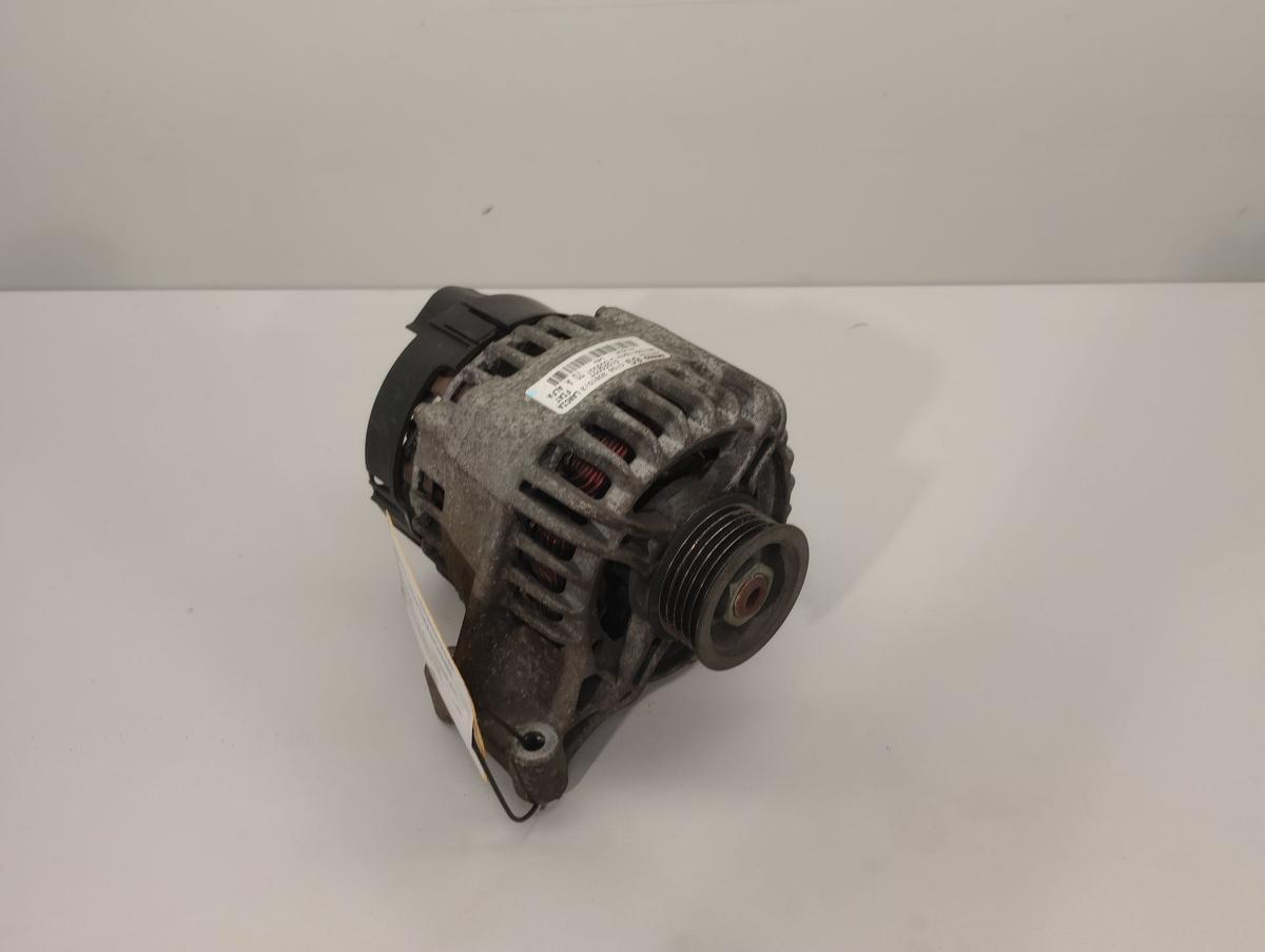 Fiat Punto 199 orig Lichtmaschine Generator 1.4 70kW Benzin 70A Bj 2009