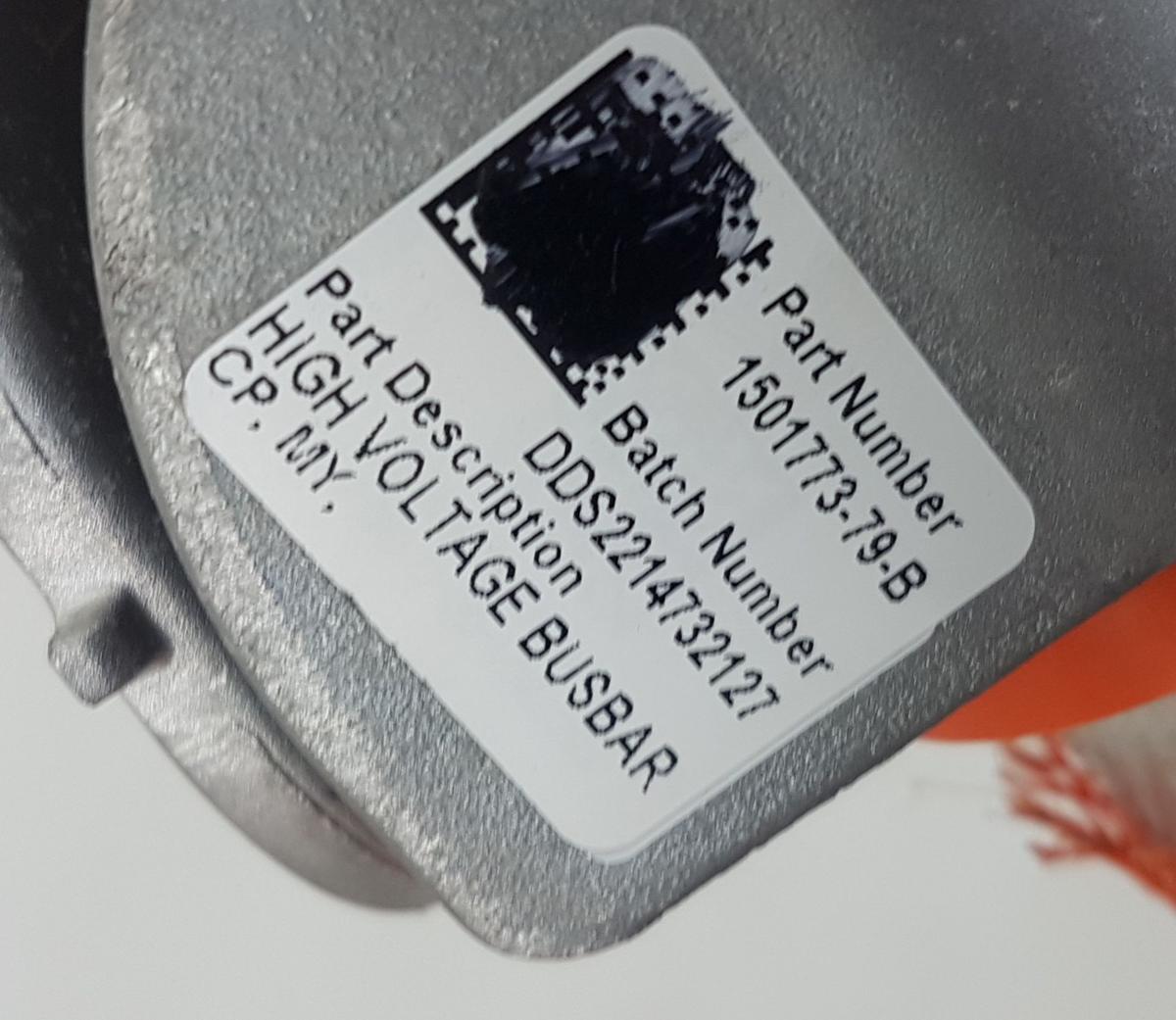 Tesla Model Y Hochvoltleitung Ladekabel Bj2022 1501773-79-B mit Ladedose