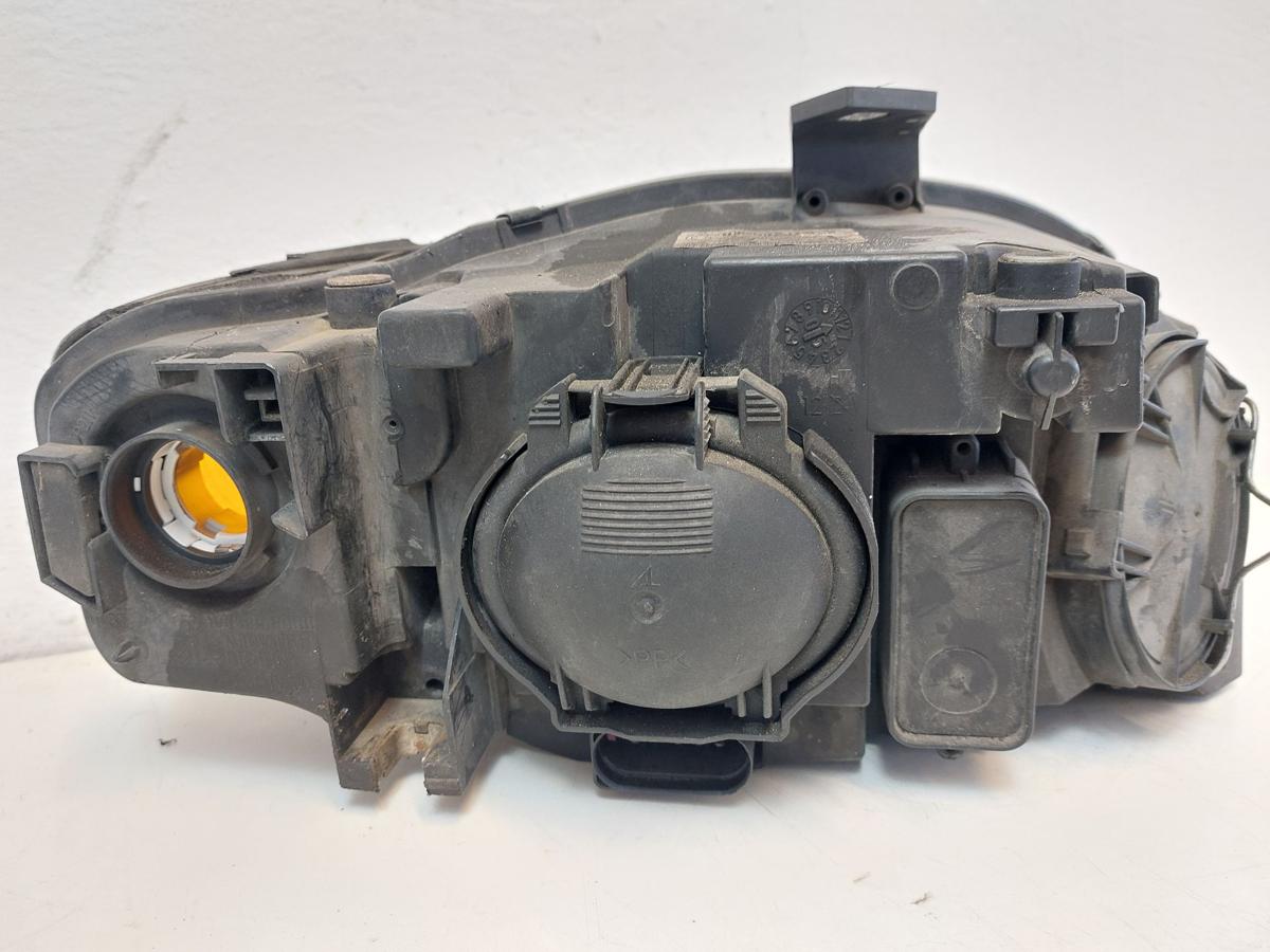 Audi A4 8E 8EC B7 Avant Scheinwerfer links Frontscheinwerfer Halogen OEM