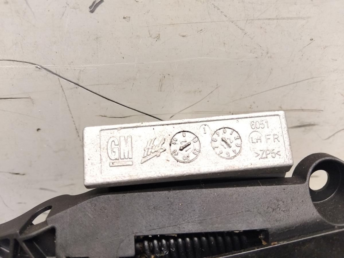 Opel Meriva B original T&uuml;rau&szlig;engriff vorn links argonsilbermetallic Z176 BJ2013