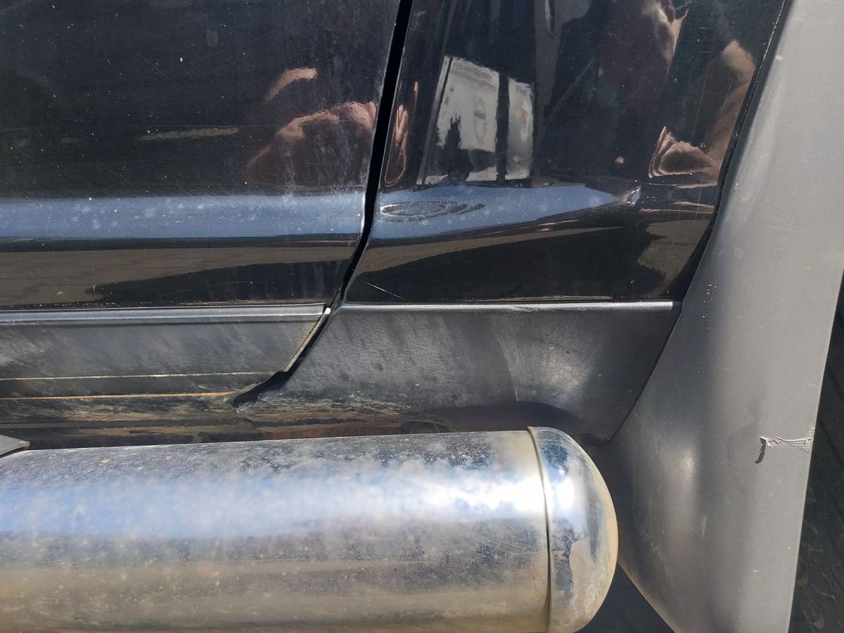 Nissan X-Trail T30 original Kotflügel vorn rechts KH3 Schwarz Bj.2005