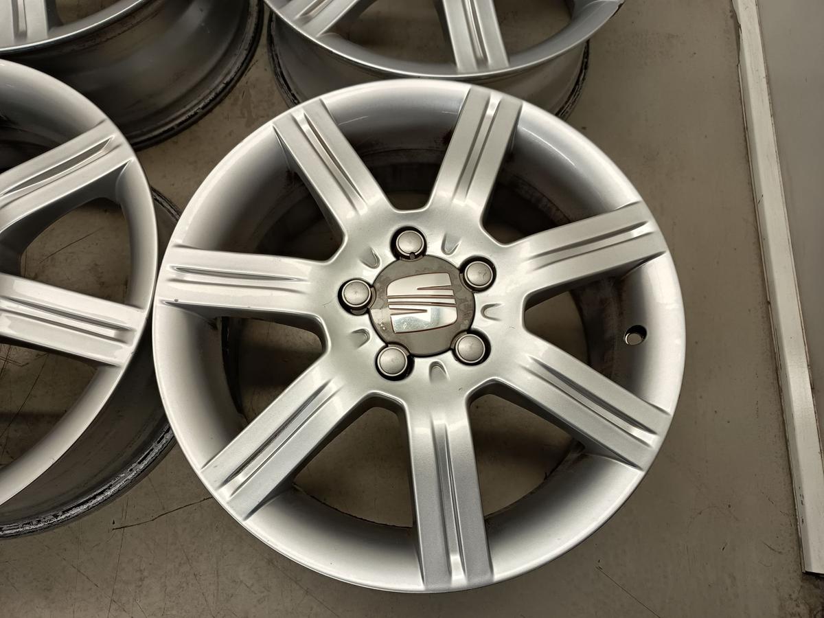 Seat Leon 1P original Satz Alufelgen 6,5x16ET50 1P0601025 Bj 2005
