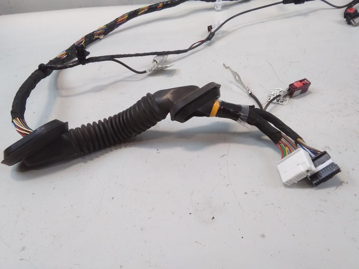 Tesla Model Y original Kabelbaum Heckklappe 161668900D BJ2023