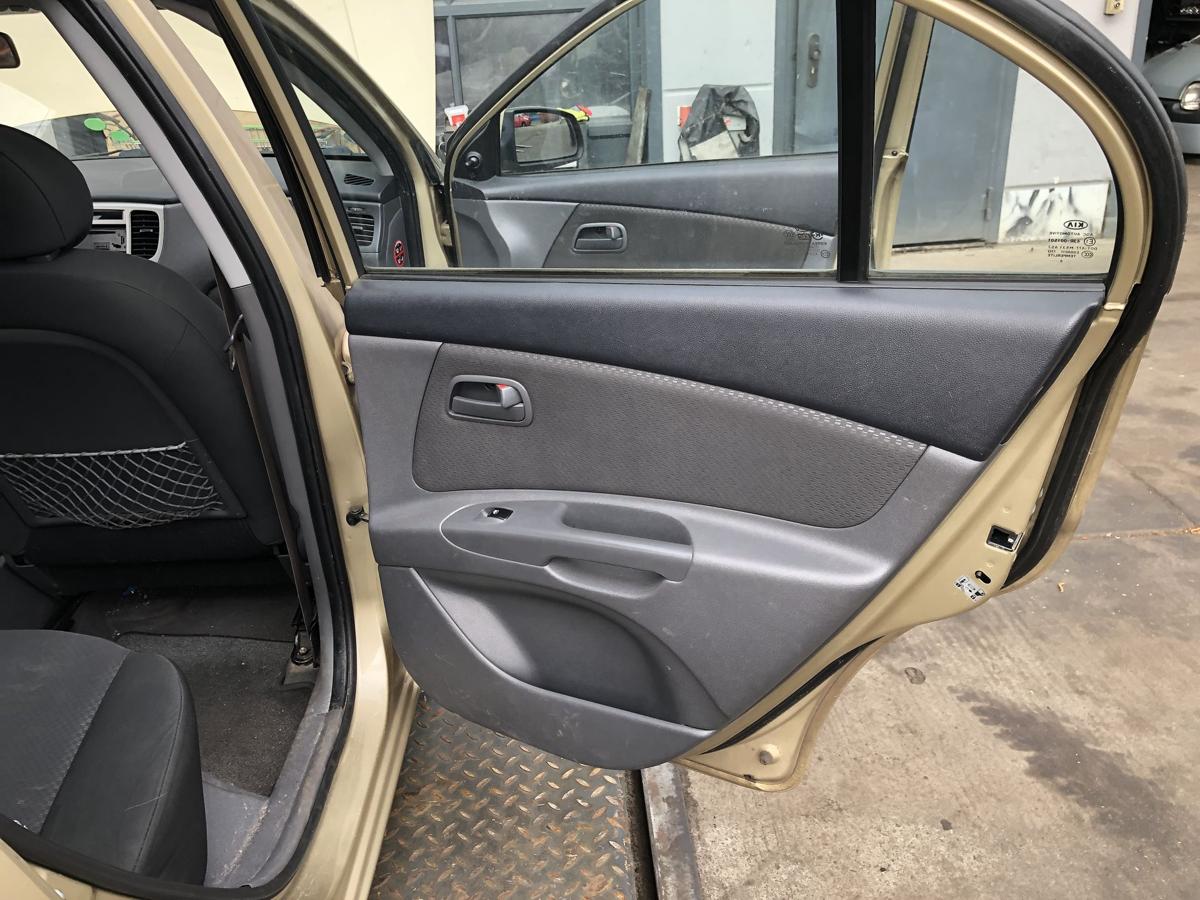 Kia Rio JB Stufenheck original Tür hinten rechts Fond J4 Cashmere beige Bj 2009
