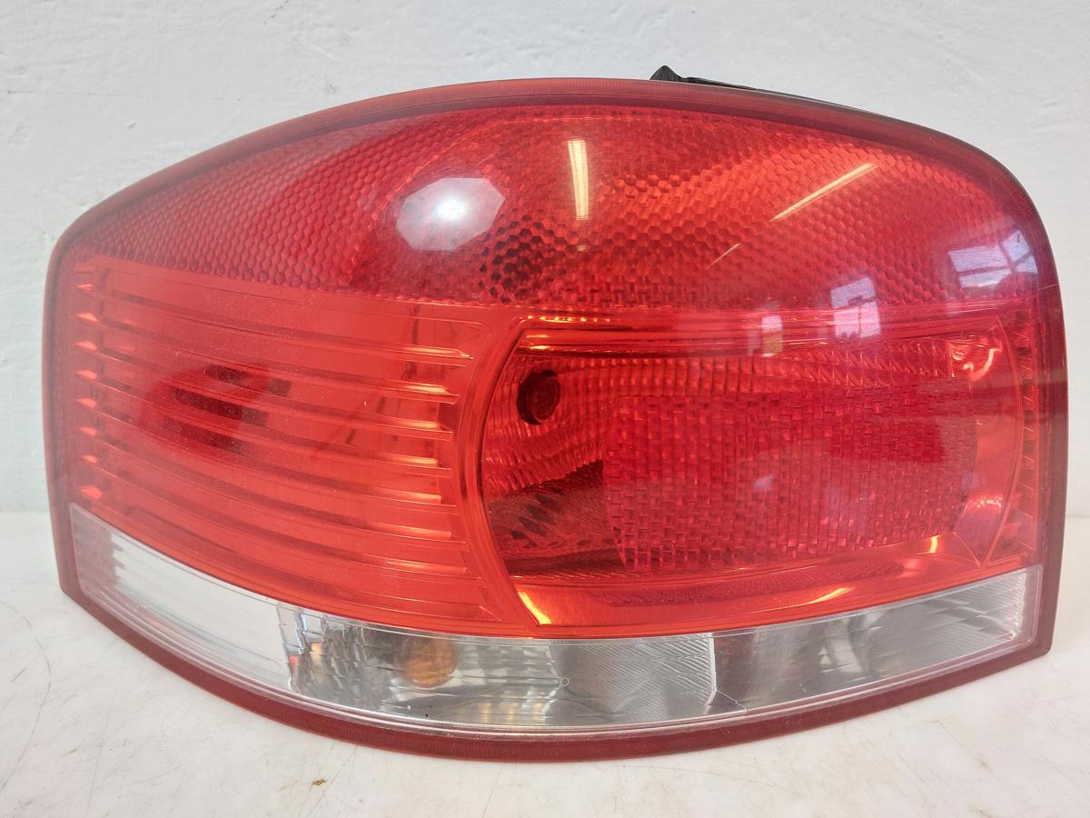 Audi A3 8P Rückleuchte links Rücklicht Heckleuchte 3 türer Schlusslicht