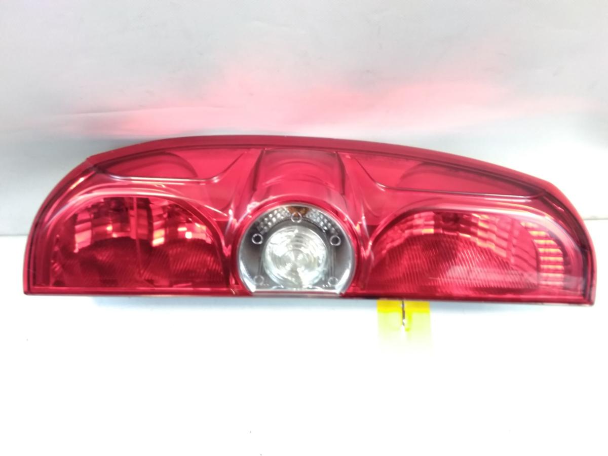 Opel Combo D Kasten original R&uuml;ckleuchte Heckleuchte links Bj.2014 f&uuml;r Fl&uuml;gelt&uuml;r