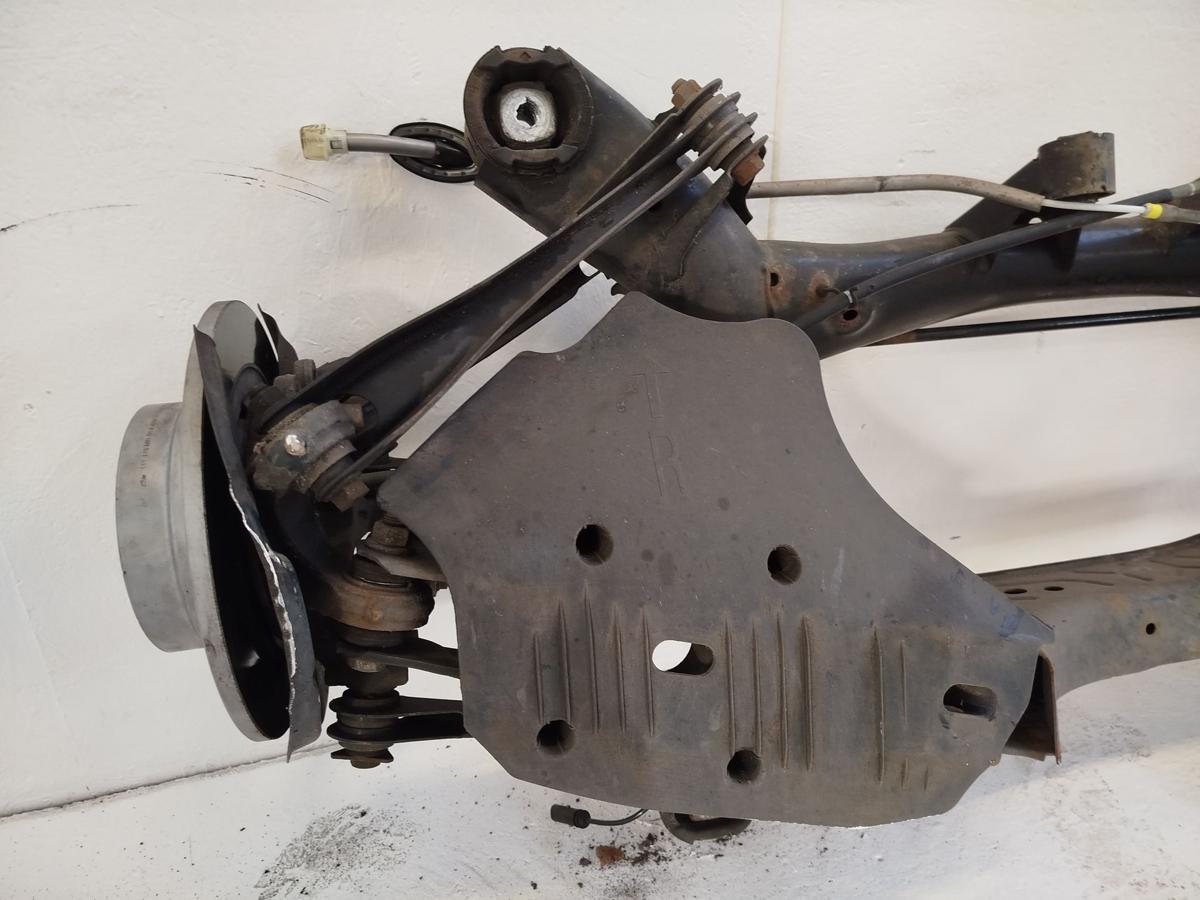 BMW 1er F20 Hinterachse Achstr&auml;ger Hinterachstr&auml;ger mit diversen Lenkern Achse