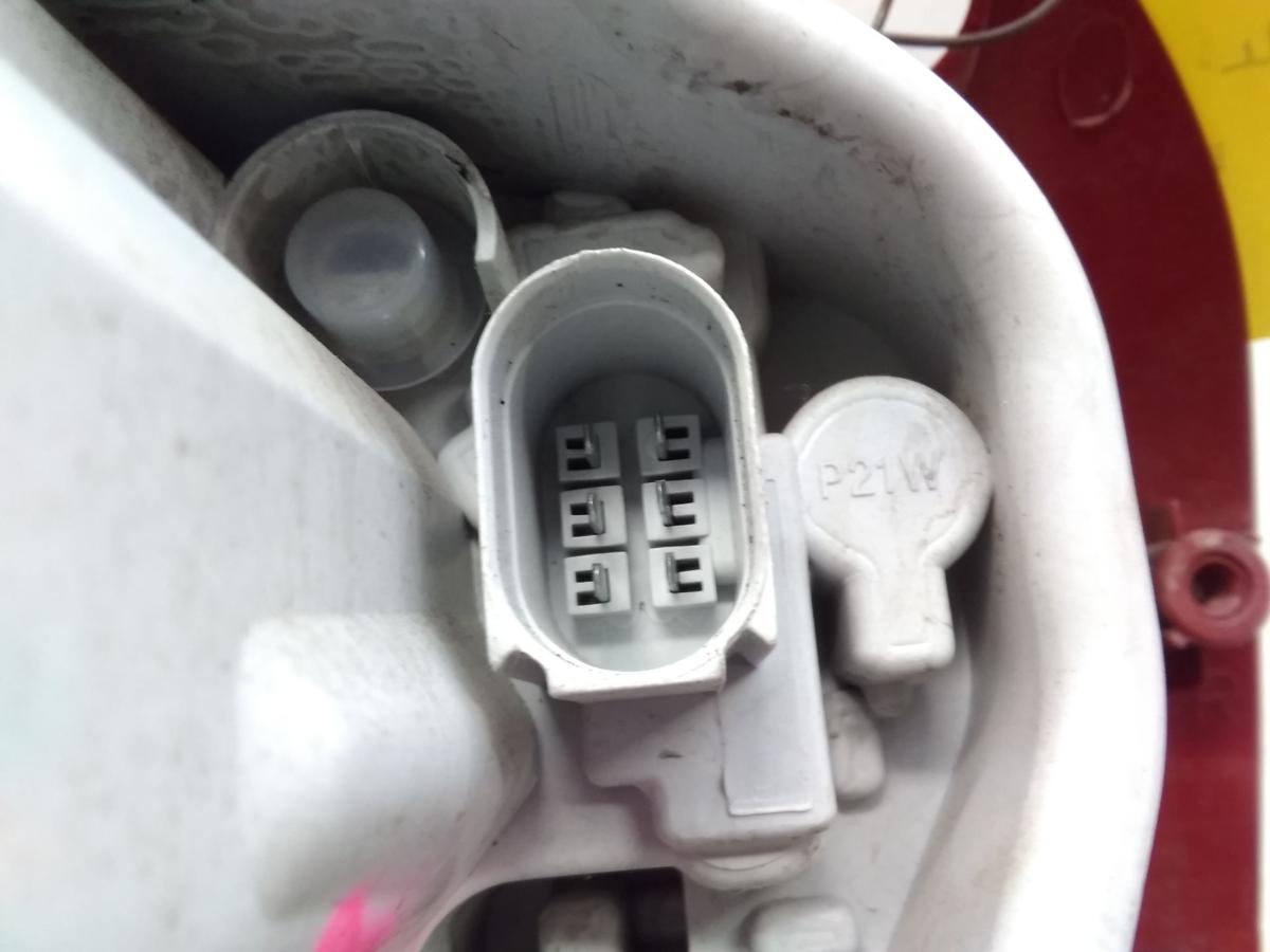 Seat Ibiza 6J BJ2012 Rückleuchte Schlussleuchte rechts