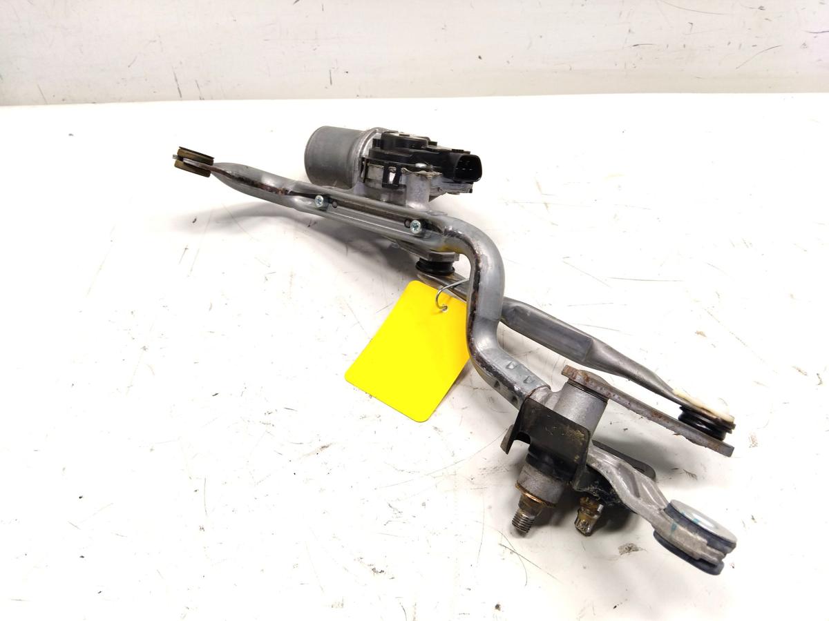 Toyota Yaris 3 Hybrid XP13 original Wischermotor vorn mit Wischergest&auml;nge Bj2020