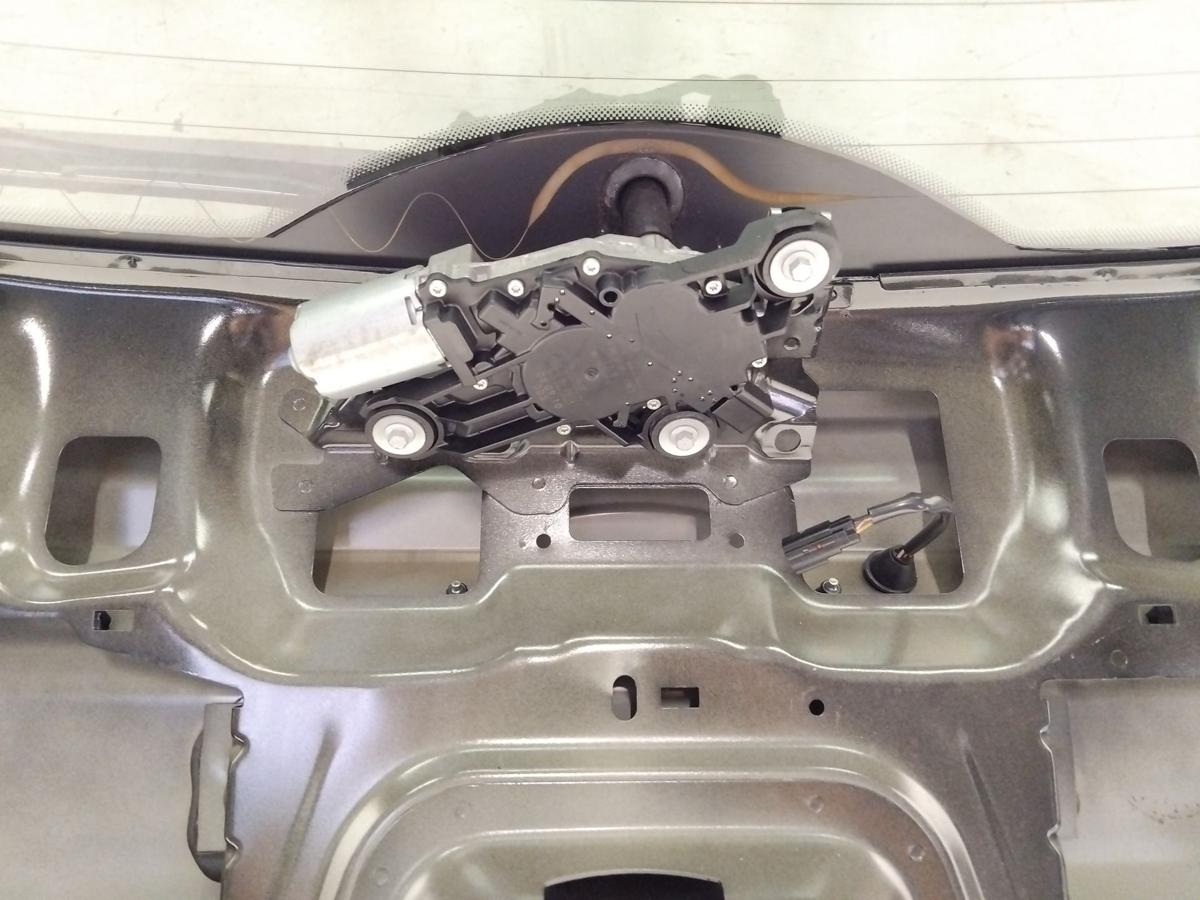 Ford Focus 2 DA3 Facelift Heckklappe mit Heckscheibe Flie&szlig;heck BJ2008 Panther-Schwarz Metallic