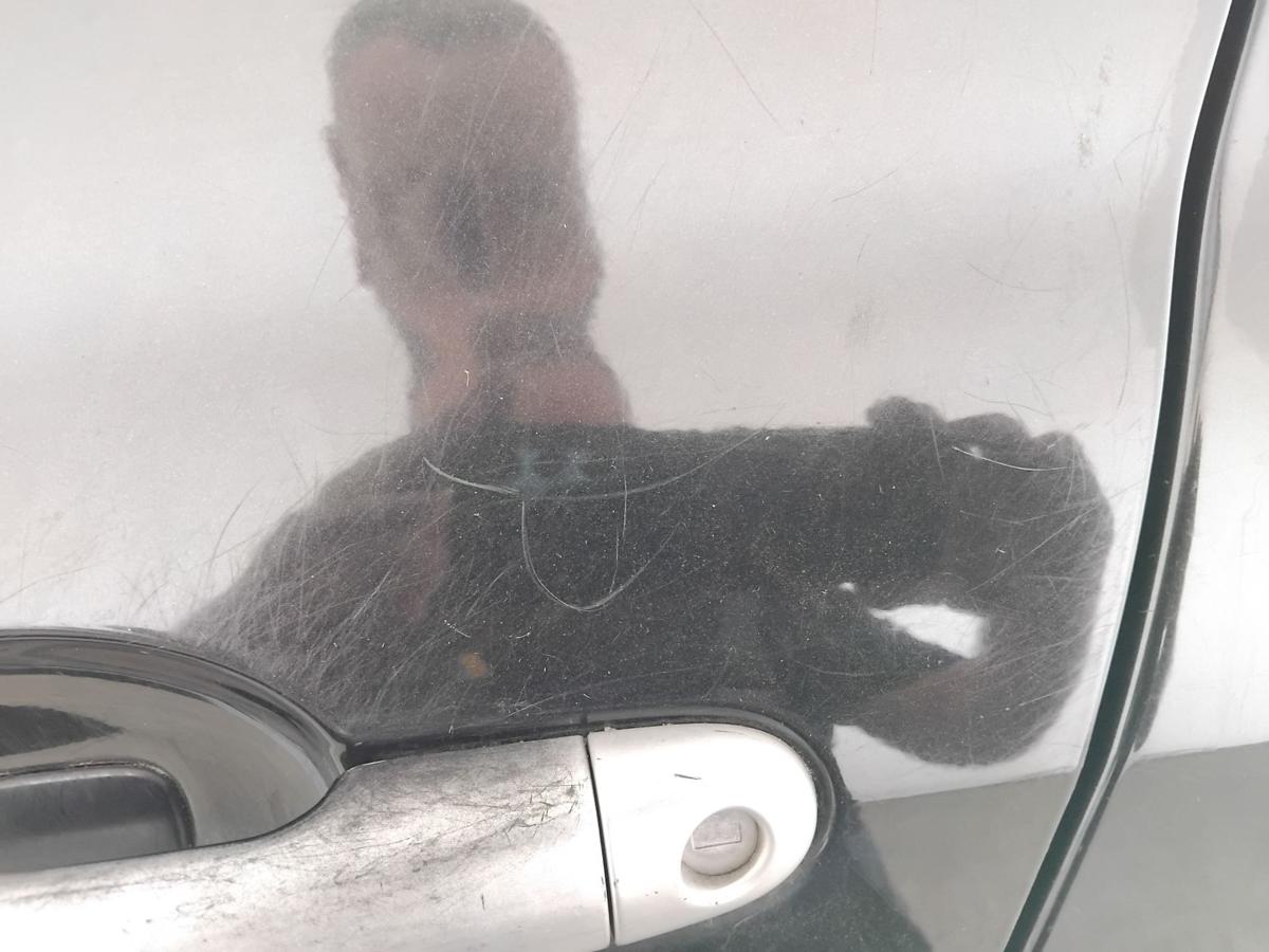 Renault Clio 3 T&uuml;r vorn links Fahrert&uuml;r 5-t&uuml;rig NV676 Perlmuttschwarz BJ2009